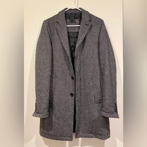 Zara Man’s Gray Overcoat (S)